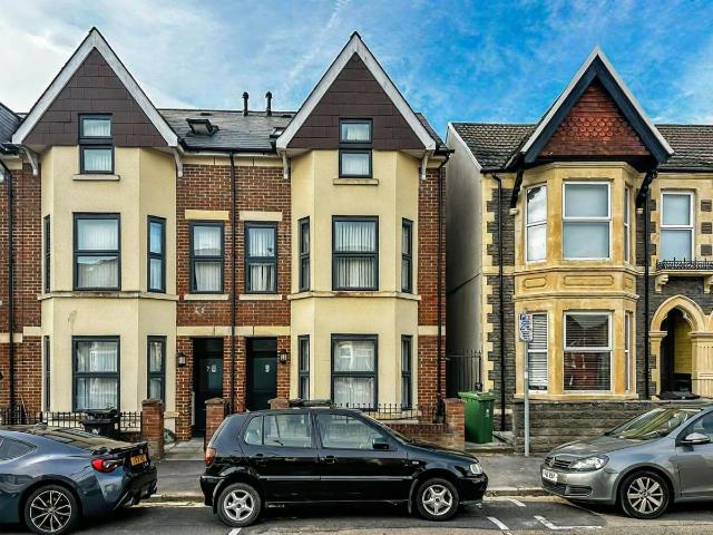 Apartment for rent in Falcon Lodge, Wales