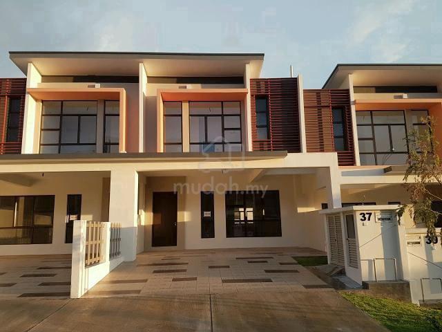 Terraced House for sale in Sendayan Village, Negeri Sembilan