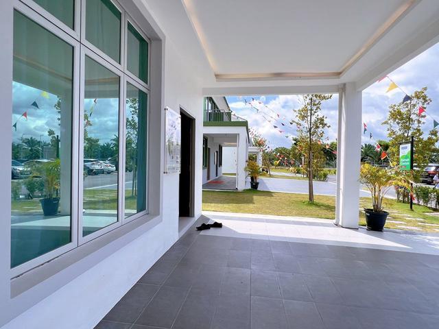 Terraced House for sale in Malaka