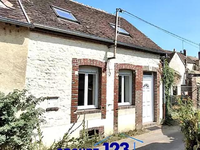 Maison vente à Aillant-sur-Tholon, Montholon