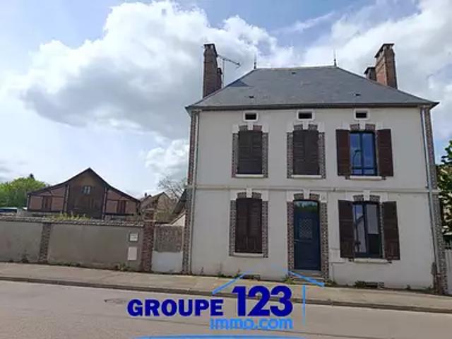 Maison vente à Aillant-sur-Tholon, Montholon
