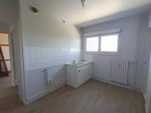 Appartement location à Aillant-sur-Tholon, Montholon