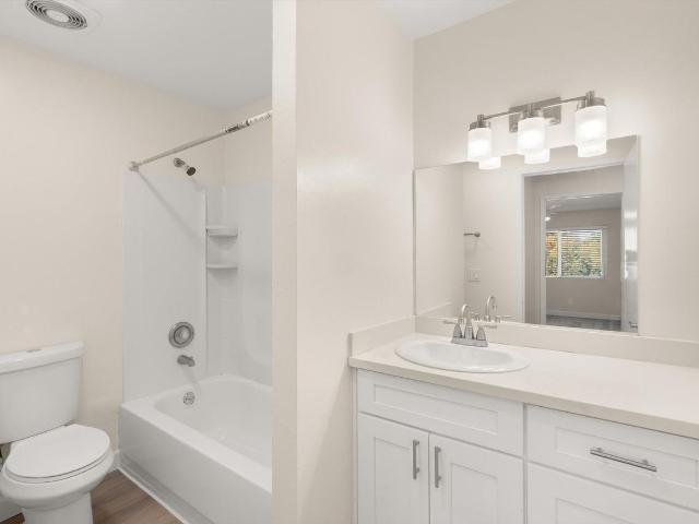 Apartment for rent in Riverside, California