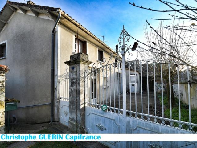Maison vente à Confolens, Montignac-charente