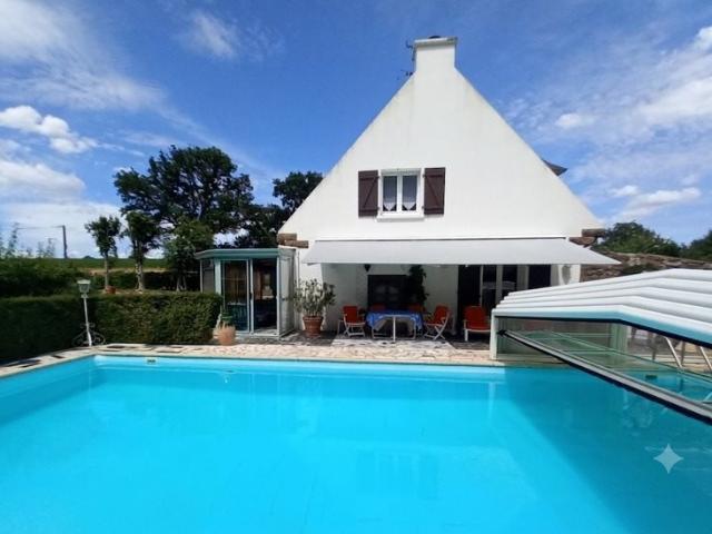 Maison vente à Laval, Montigné-le-brillant