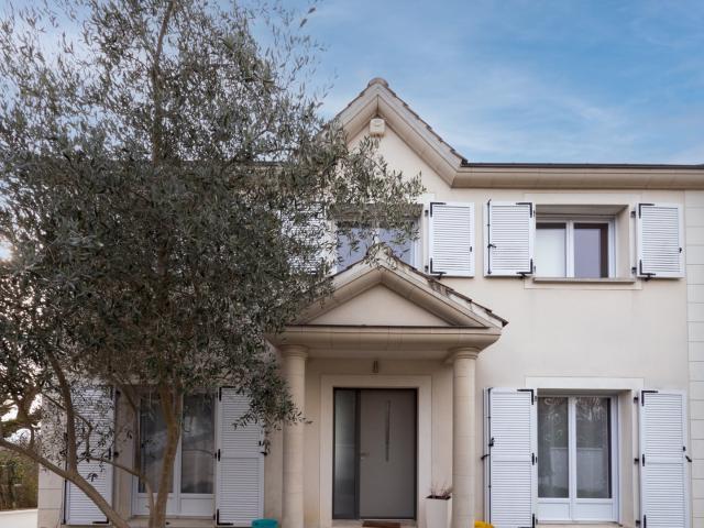 Maison location à Montigny-lès-cormeilles, Fond de Layé