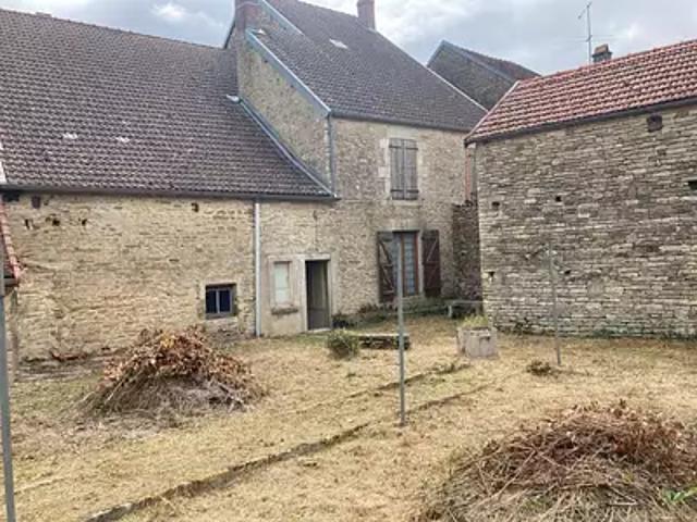 Maison vente à Montigny-sur-Aube, Côte-d'Or