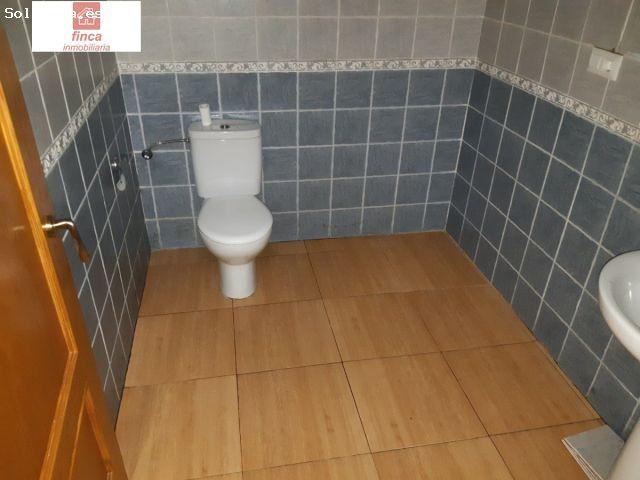 Local Comercial en alquiler en Montijo