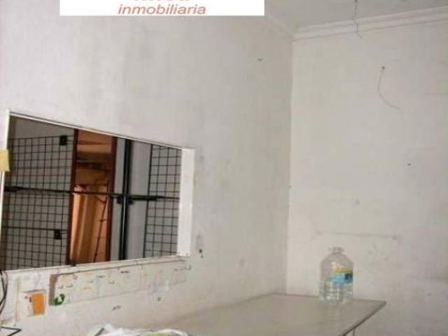 Local Comercial en alquiler en Montijo, Extremadura