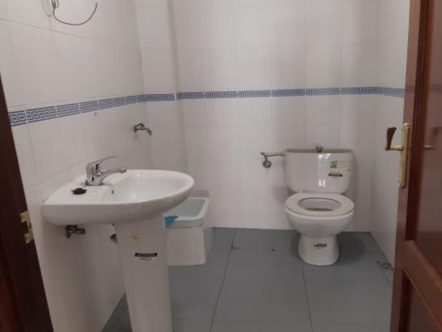 Local Comercial en alquiler en Montijo, Extremadura