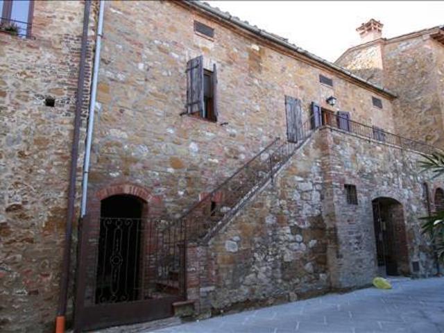 Casa in vendita a Montalcino, Toscana