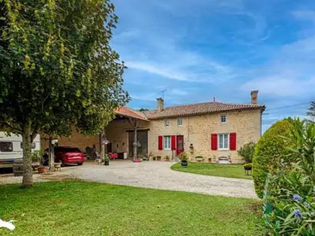 Maison vente à Confolens, Montjean