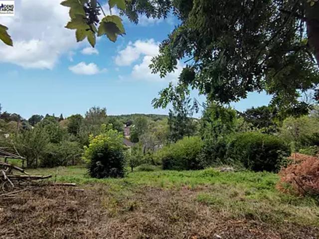 Terrain vente à Le Parc de Maugarny, Montlignon