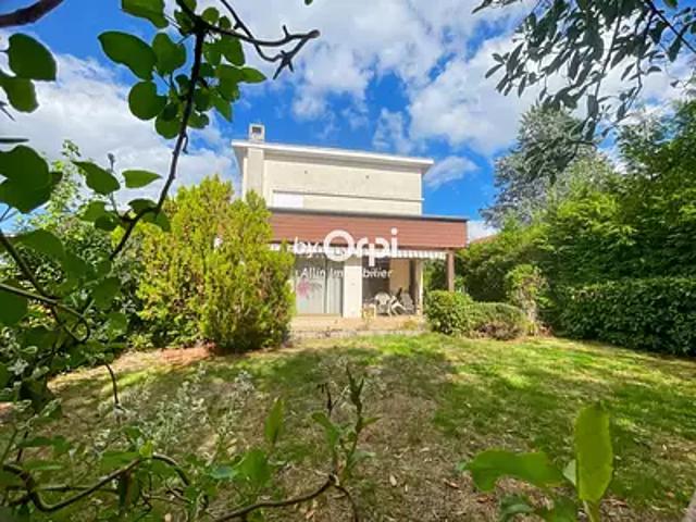 Maison vente à France métropolitaine, Montluçon