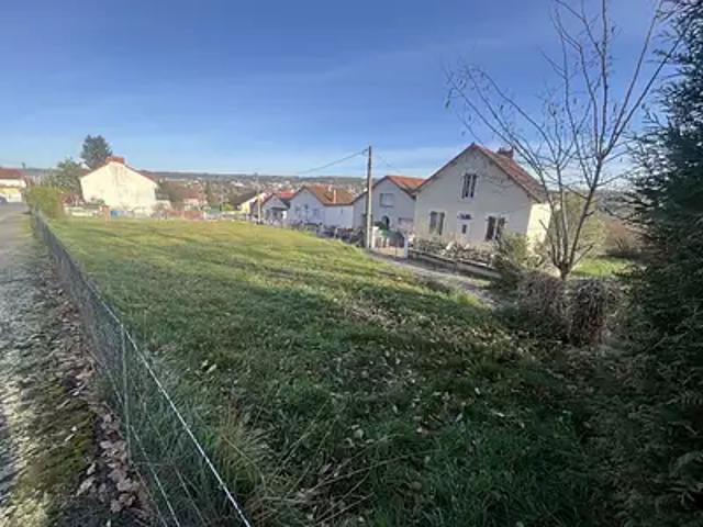 Terrain vente à Montluçon