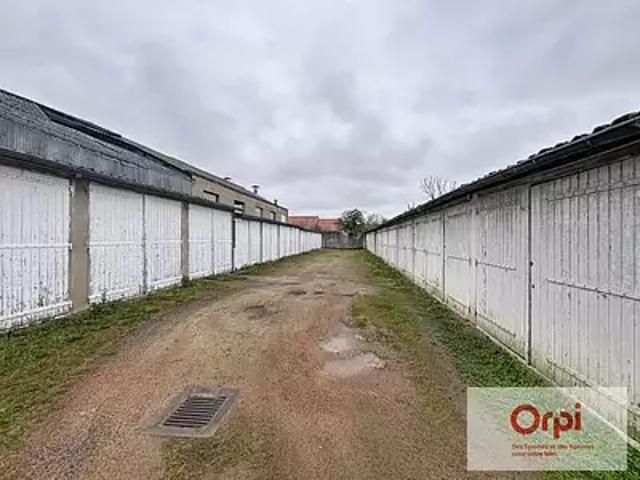 Garage location à Montluçon