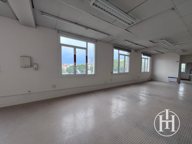 Bureau vente à Montluçon