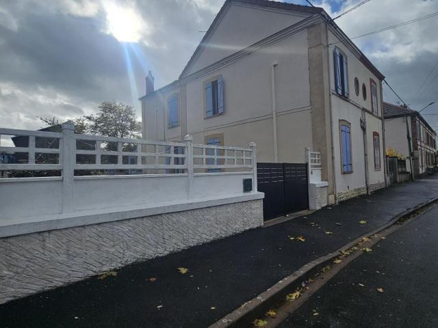 Maison vente à France métropolitaine, Montluçon