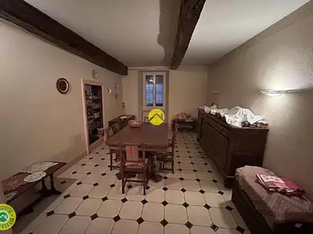 Appartement vente à Montluçon, Montmarault