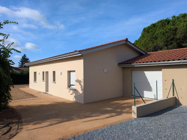 Maison vente à Bourg-en-Bresse, Montmerle-sur-saône