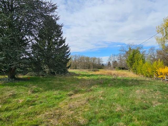 Terrain vente à Bourg-en-Bresse, Montmerle-sur-saône