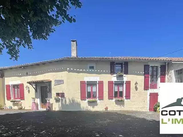 Maison vente à Angoulême, Montmoreau-saint-cybard
