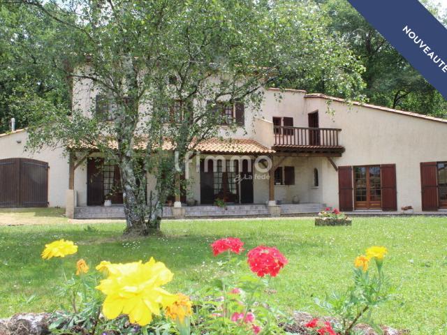 Maison vente à Angoulême, Montmoreau-saint-cybard