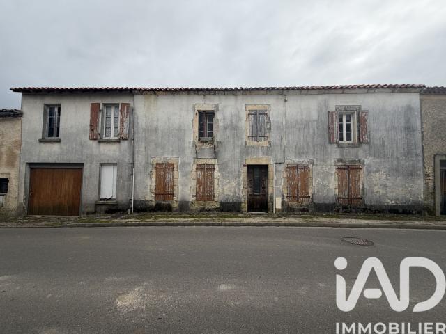 Maison vente à Angoulême, Montmoreau-saint-cybard