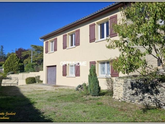 Maison vente à Montmoreau-Saint-Cybard, Montmoreau