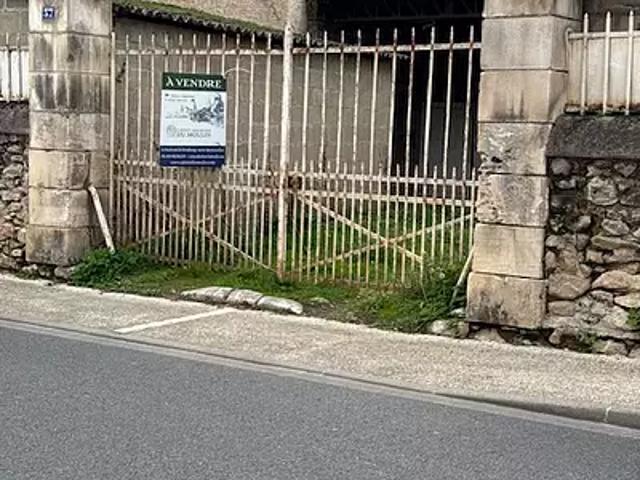 Garage location à Montmorillon