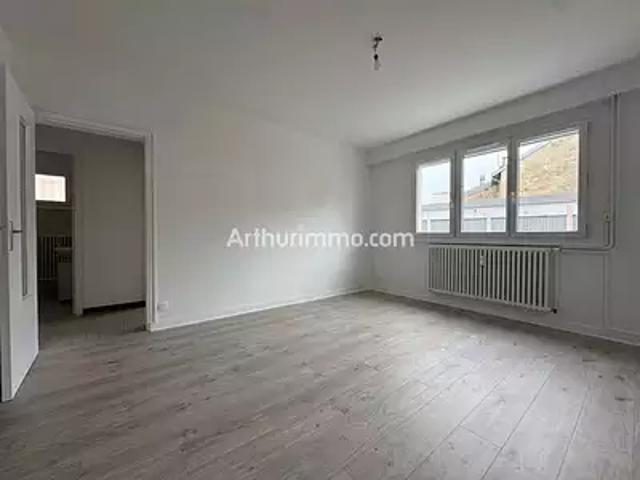 Appartement location à Lons-le-Saunier, Montmorot