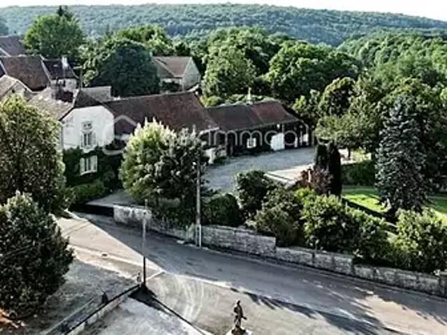 Maison vente à Montbard, Montmoyen