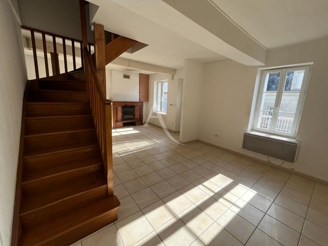 Maison vente à Loches, Château-renault