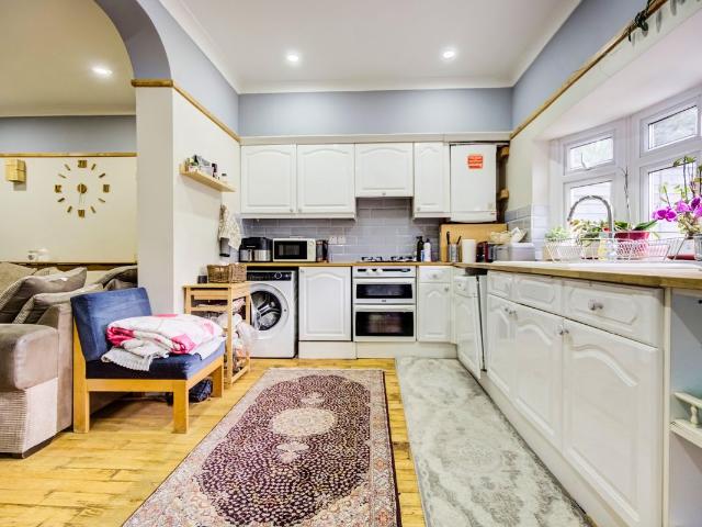 House for rent in London Borough of Newham, Greater London