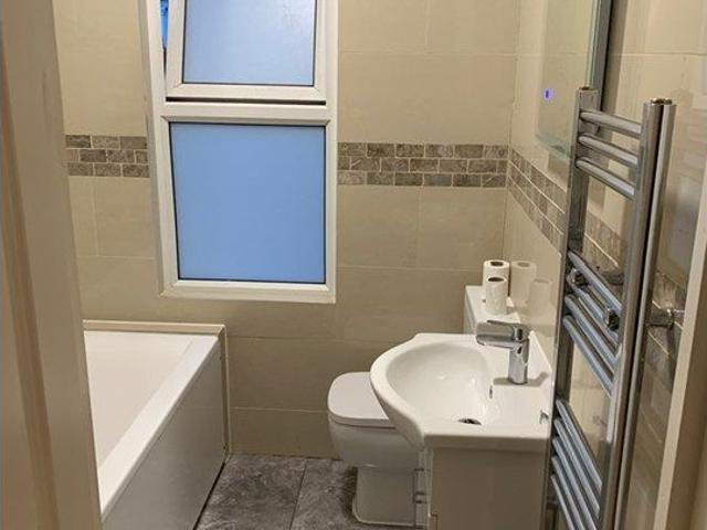 House for rent in Upton Park, Greater London