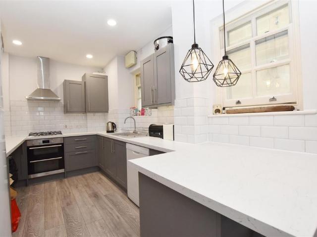 Apartment for rent in Newtown, Reading