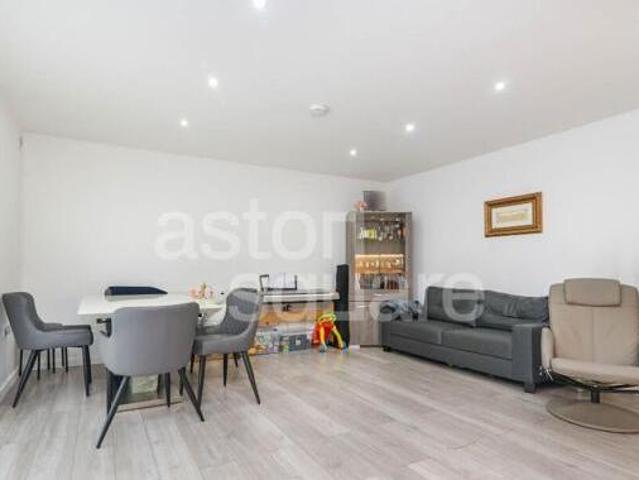 House for rent in Lyons, Greater London