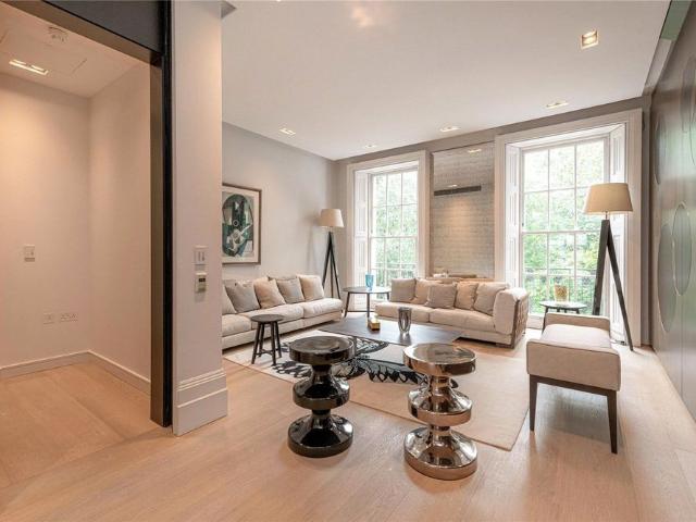 House for rent in Knightsbridge, Greater London