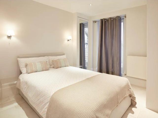 Apartment for rent in Knightsbridge, Greater London