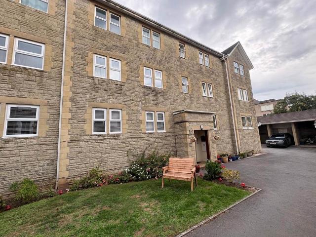 Apartment for rent in Cliftonville, Weston-super-Mare