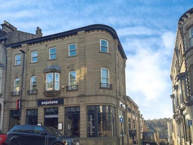 House for sale in Harrogate, North Yorkshire