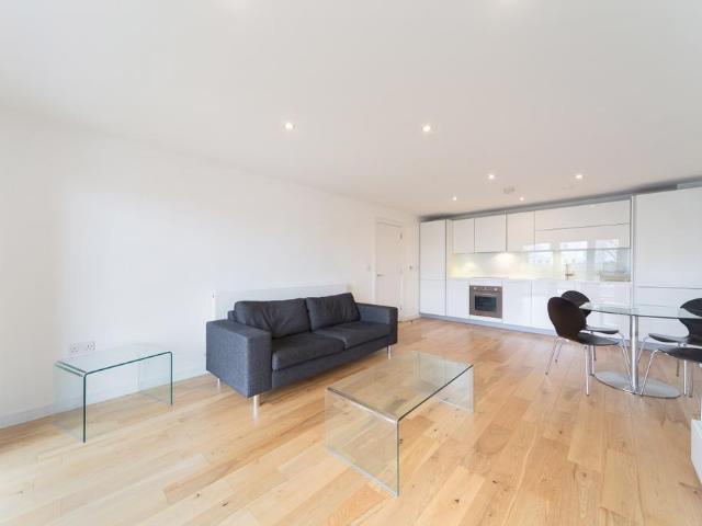 House for rent in Loughborough Junction, Greater London