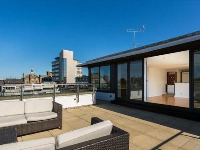 House for sale in Harrogate, North Yorkshire
