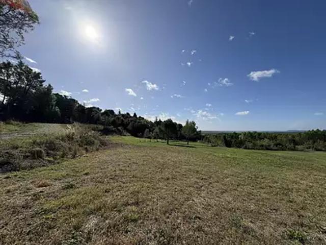 Terrain vente à Nîmes, Montpezat