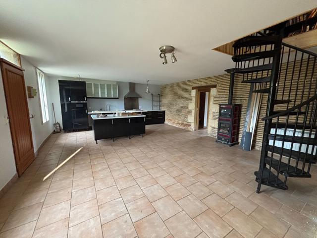 Maison vente à Montpon-Ménestérol, Dordogne