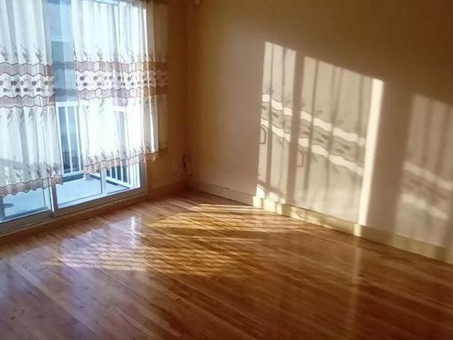 Apartment for rent in St. Leonard's, Quebec