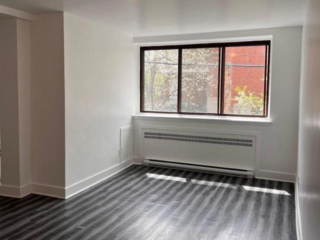 Apartment for rent in St. Leonard's, Quebec