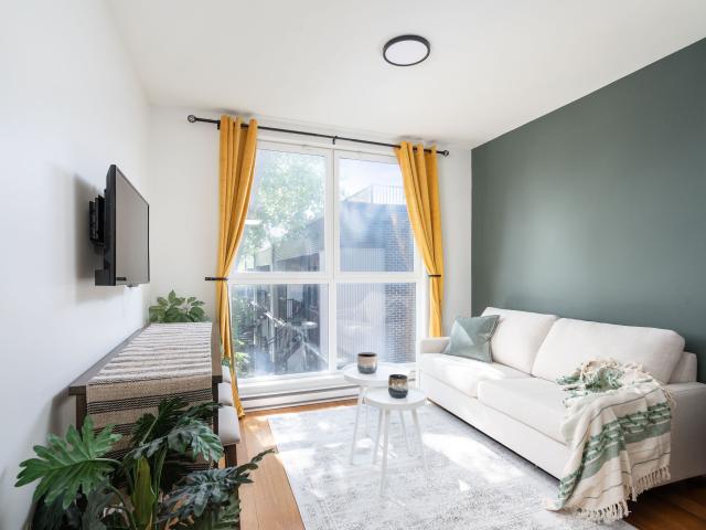 Apartment for rent in St. Leonard's, Quebec