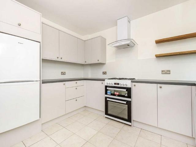 Apartment for rent in London Borough of Lambeth, Greater London