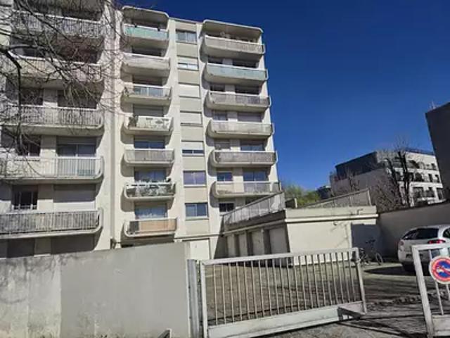 Garage vente à Bobigny, Vaux-montreuil